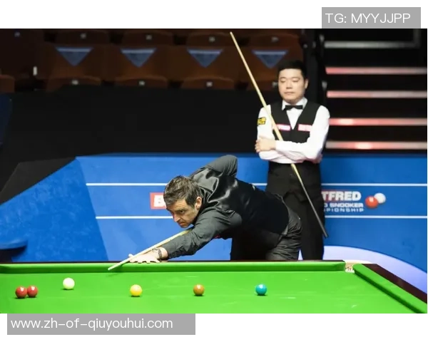 特鲁姆普用回旧球杆!赛后大赞袋口紧晋级16强,竞赛中被球迷搅扰 特鲁姆普用回旧球杆!赛后大赞袋口紧晋级16强,竞赛中被球迷搅扰